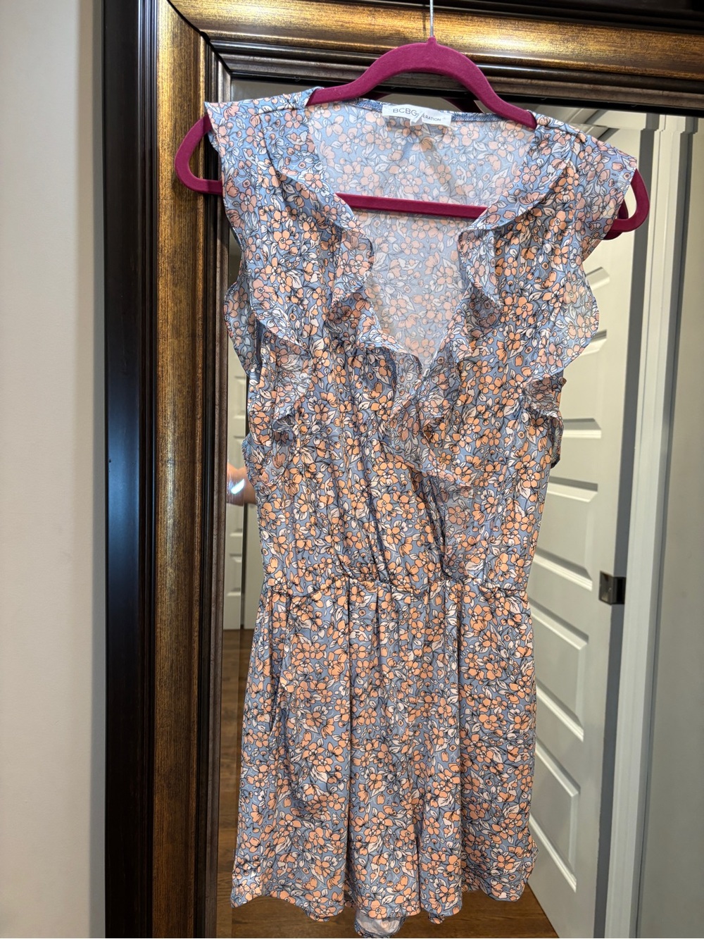 BCBGeneration Floral Romper XS Blue Pink Flutter Sleeve Front Pockets Boho